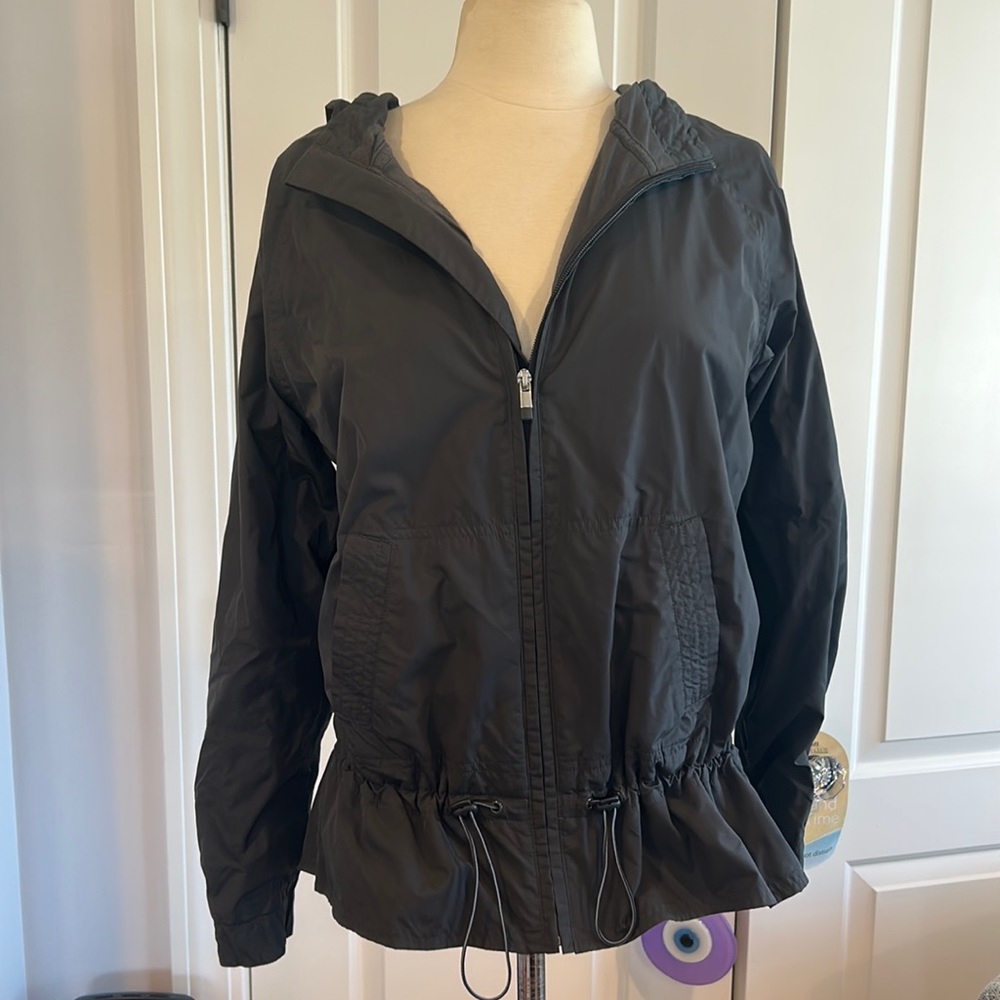 New! Gap Fit jacket in great condition